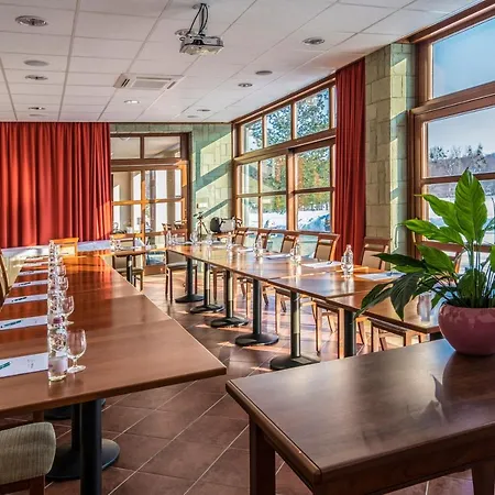 Forest Hills Resort Zirc