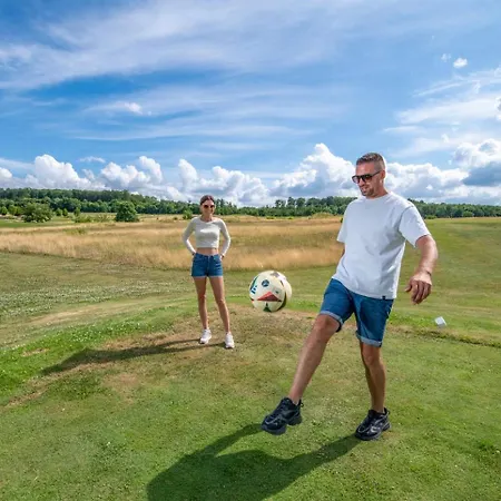 Bakony - A Felnottbarat - Szarvaskut Vendegpark Semesteranläggning (resort) 4*