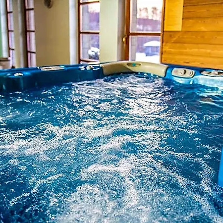 Bakony - A Felnottbarat - Szarvaskut Vendegpark 리조트 4*