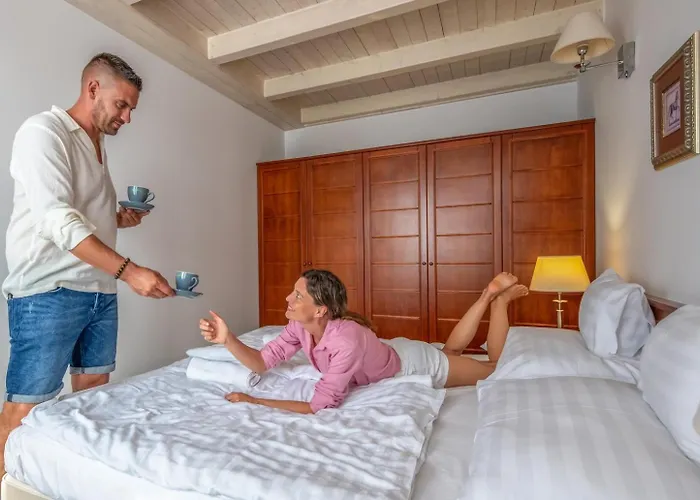 Resort Bakony - A Felnottbarat - Szarvaskut Vendegpark 4*