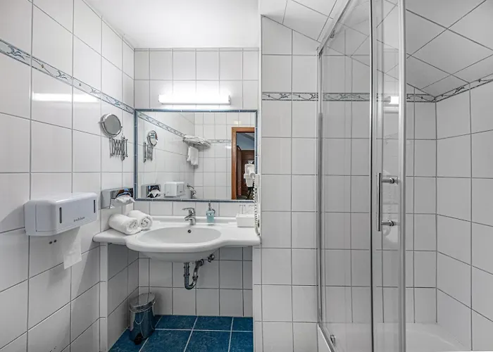 Resort Bakony - A Felnottbarat - Szarvaskut Vendegpark 4*
